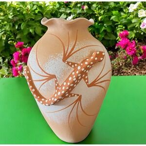 Native American Pottery Zuni Pueblo Tony‎ Lorenzo Raised Lizard